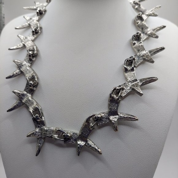 GOTHIC .SILVERTONE CHOKER NECKLACE - Picture 5 of 5
